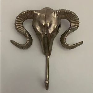 Ram skull wall hook